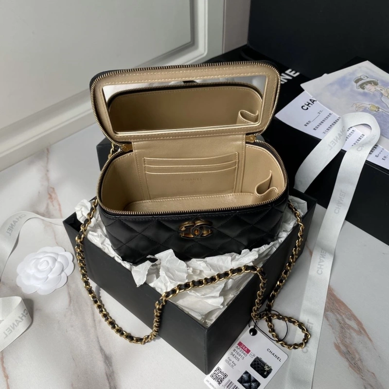 Ch**el cosmetic bags 4017-1658