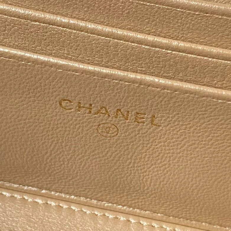 Ch**el cosmetic bags 4017-1658