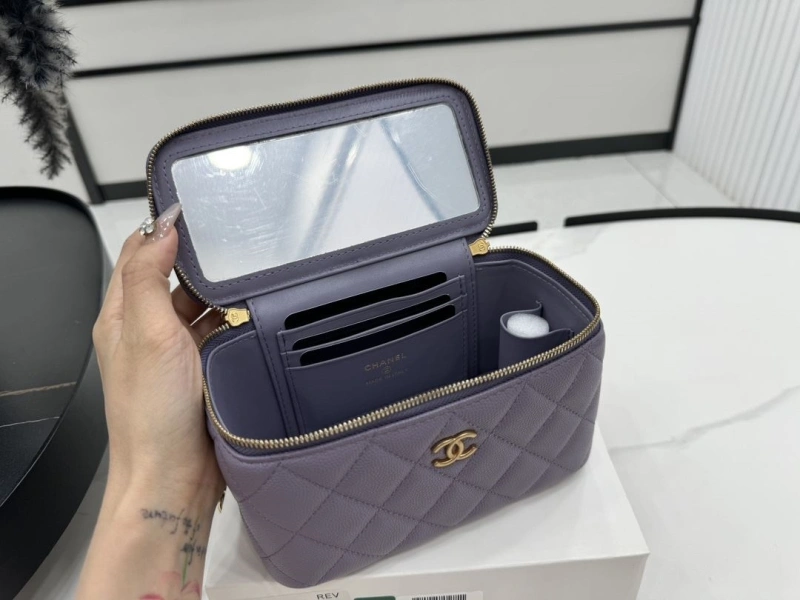 Ch**el cosmetic bags 4017-1726