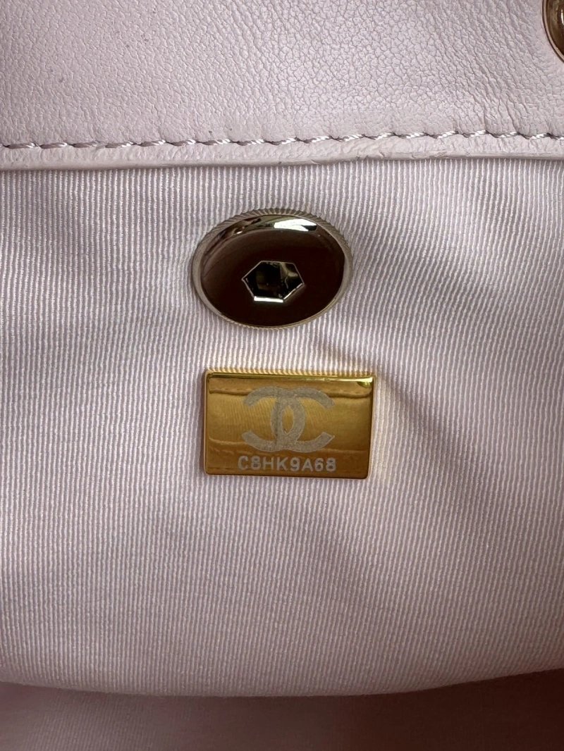 Ch**el backpacks 4017-1763