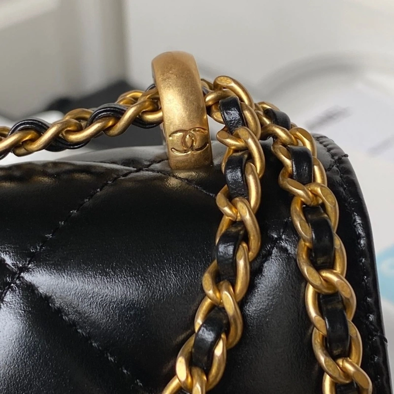 Ch**el woc bags 4017-1842