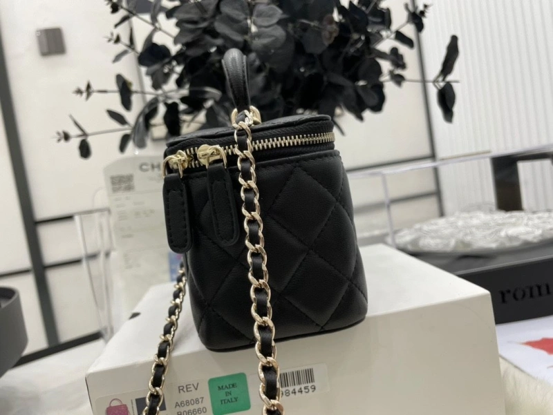 Ch**el cosmetic bags 4017-1965