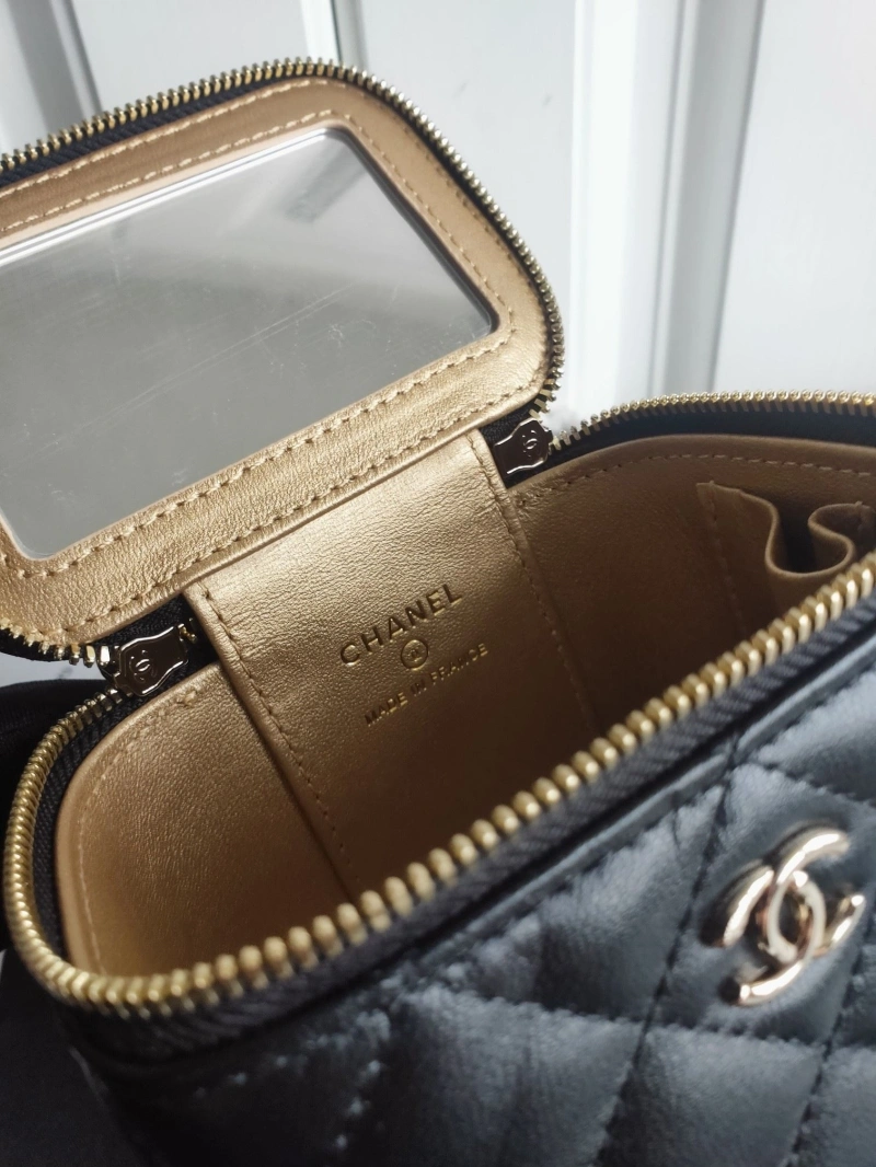 Ch**el cosmetic bags 4017-2048