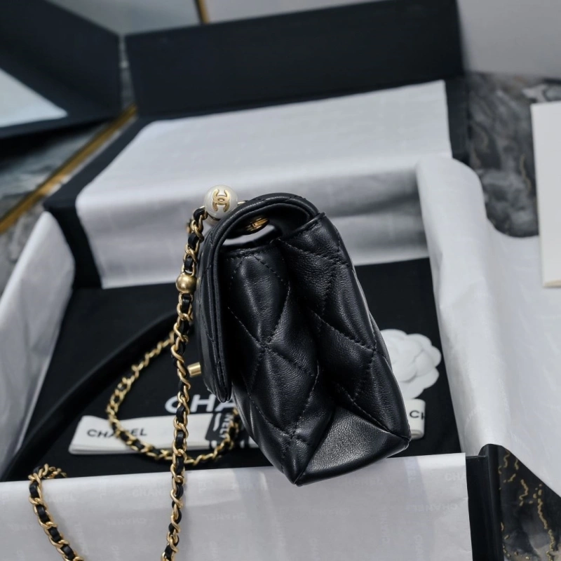Ch**el woc bags 4017-2131