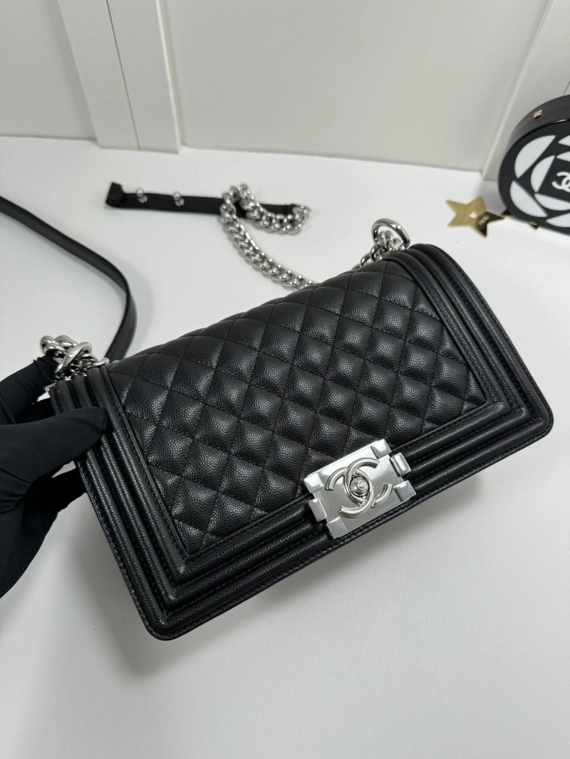Ch**el woc bags 4017-2247