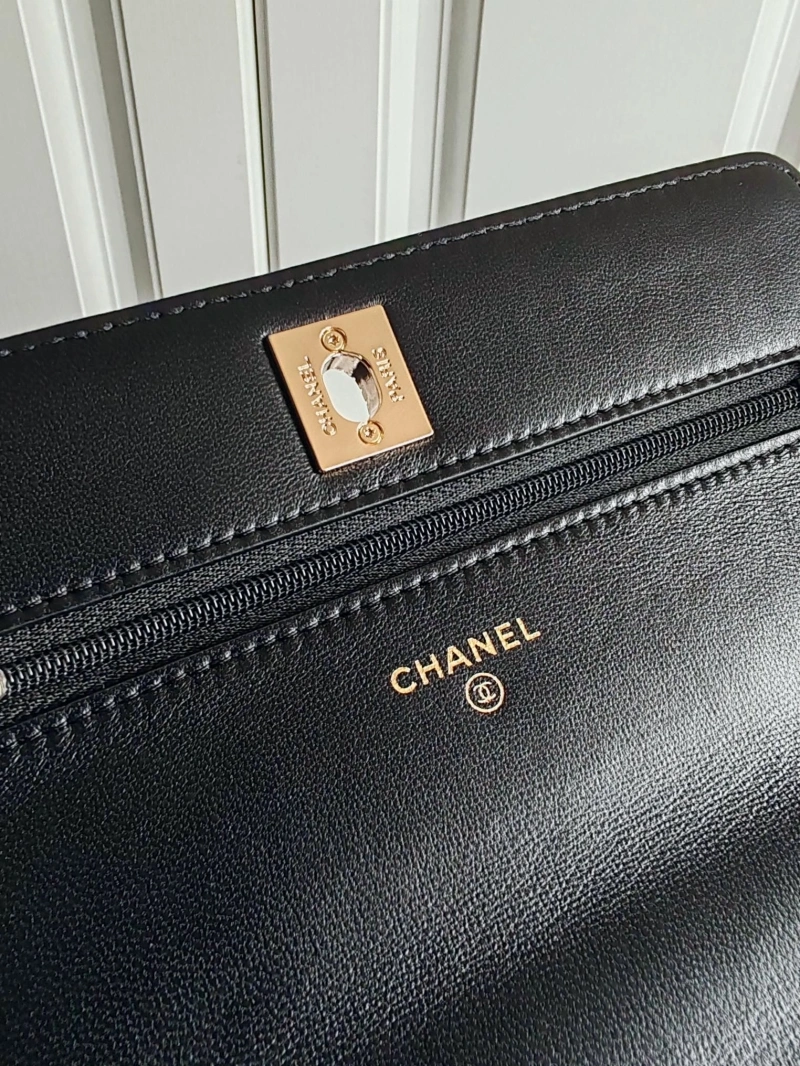 Ch**el cosmetic bags 4017b-0015