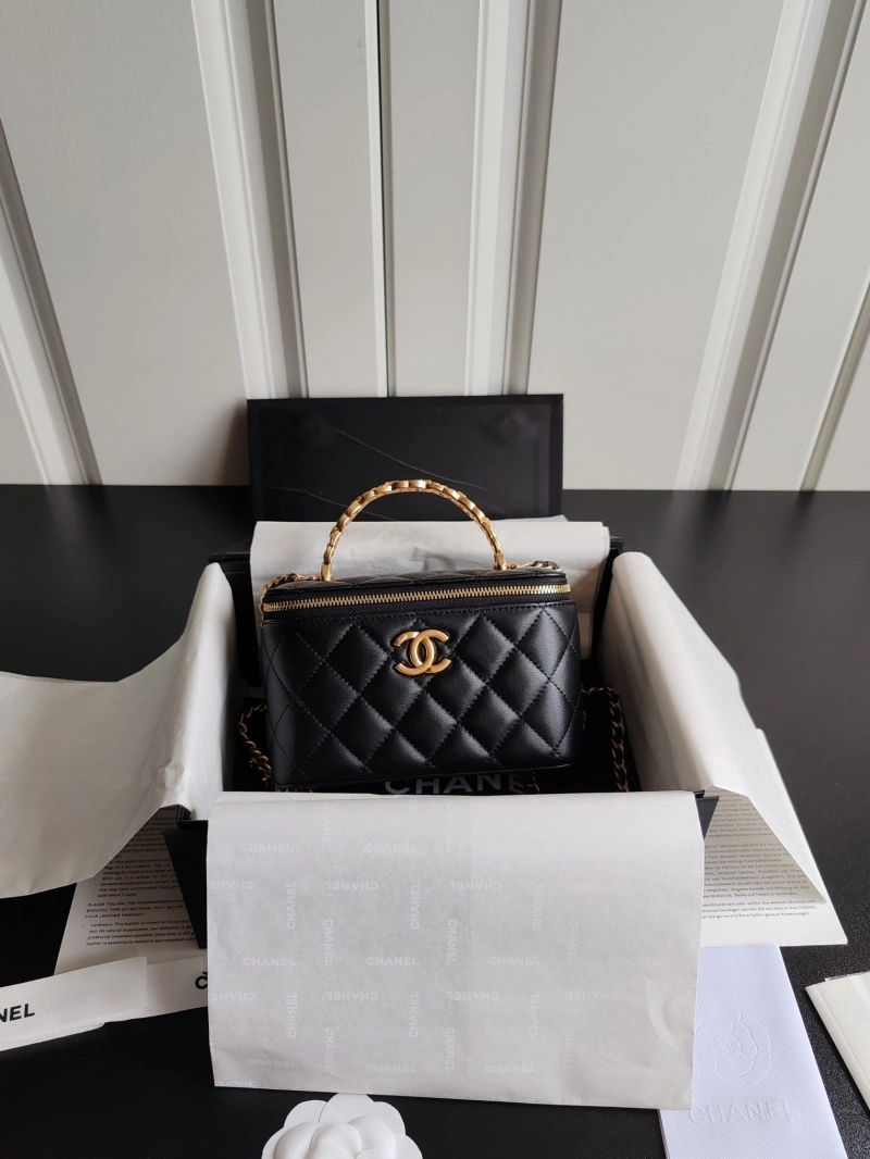 Ch**el cosmetic bags 4017b-0019