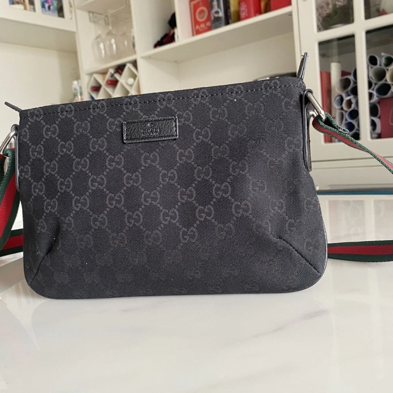 Gvc*1 satchel bags 4032-0136