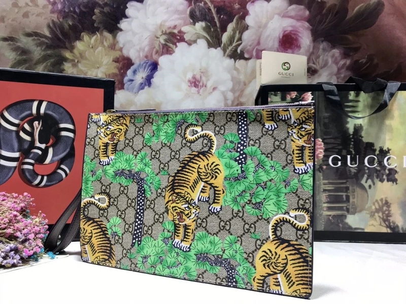 Gvc*1 clutch bags 4032-0180
