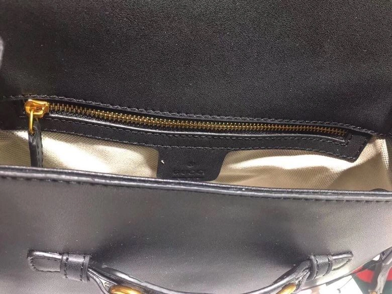 Gvc*1 satchel bags 4032-0282