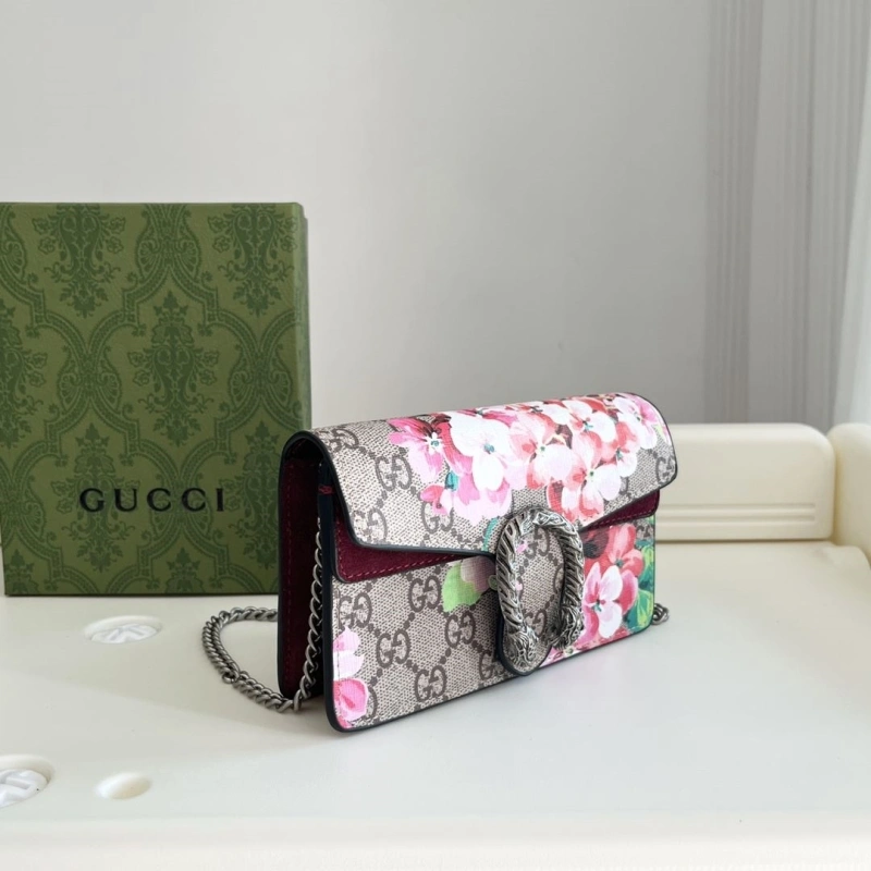 Gvc*1 satchel bags 4032-0385