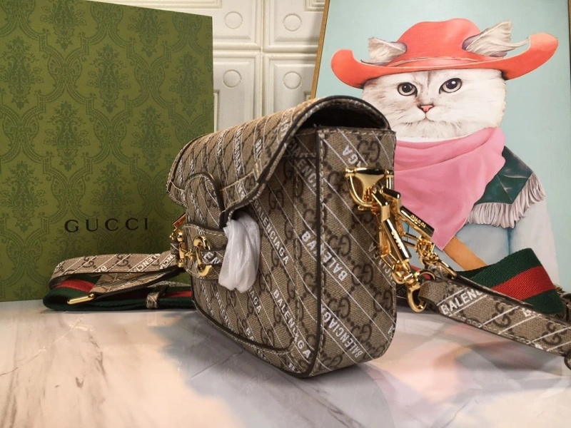 Gvc*1 satchel bags 4032-0760