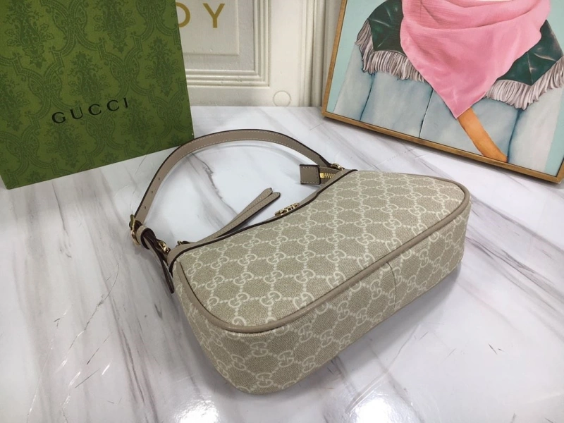 Gvc*1 top handle bags 4032-0827