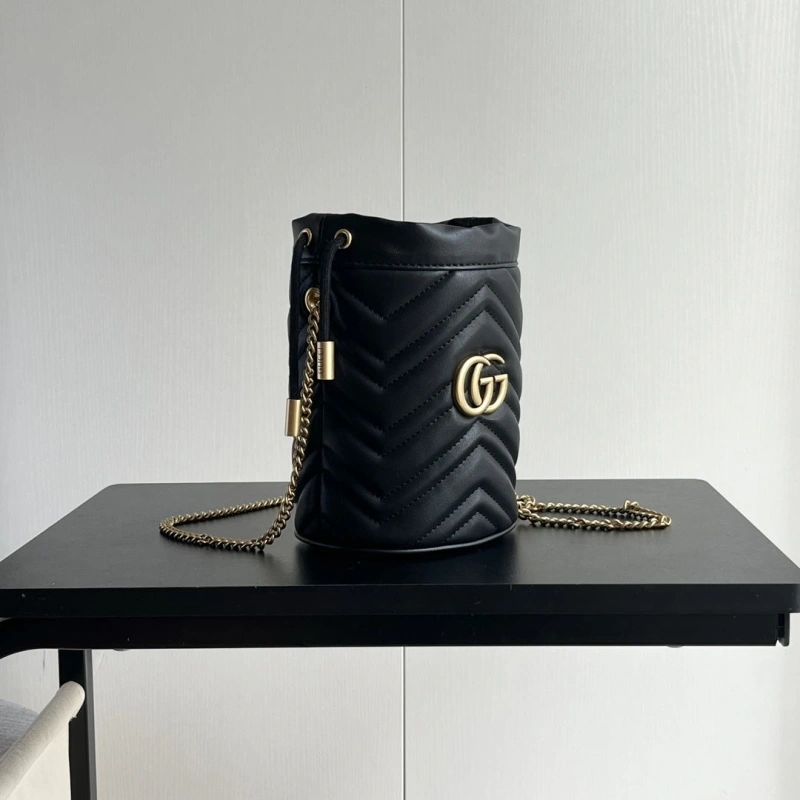Gvc*1 bucket bags 4032-0869