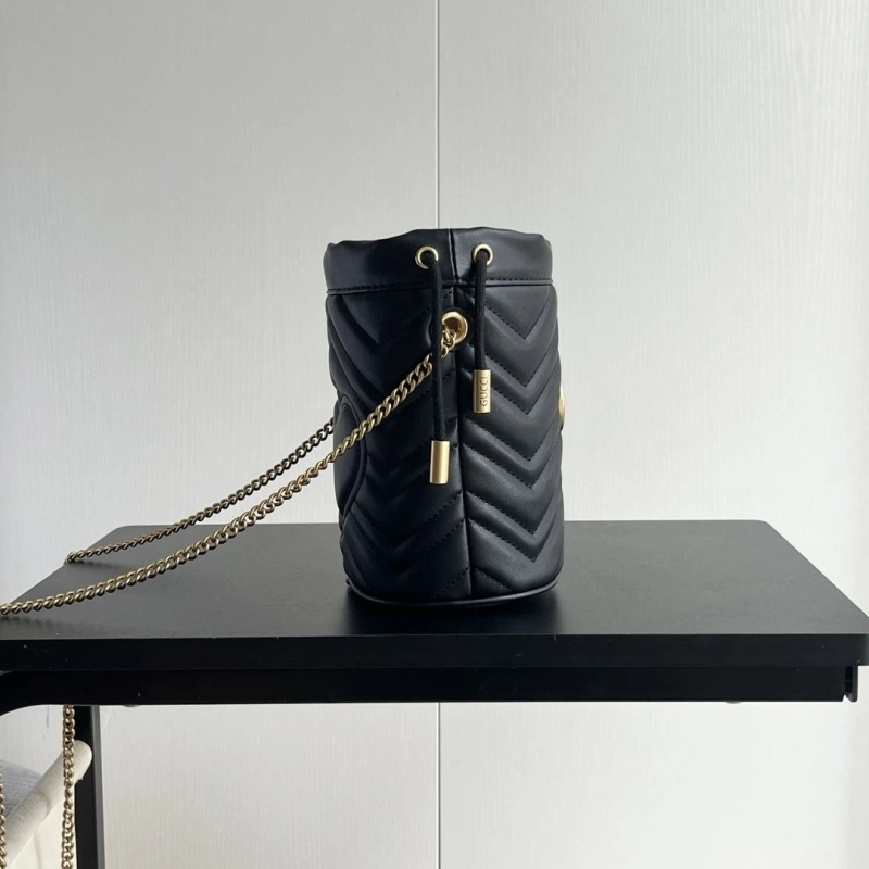 Gvc*1 bucket bags 4032-0869
