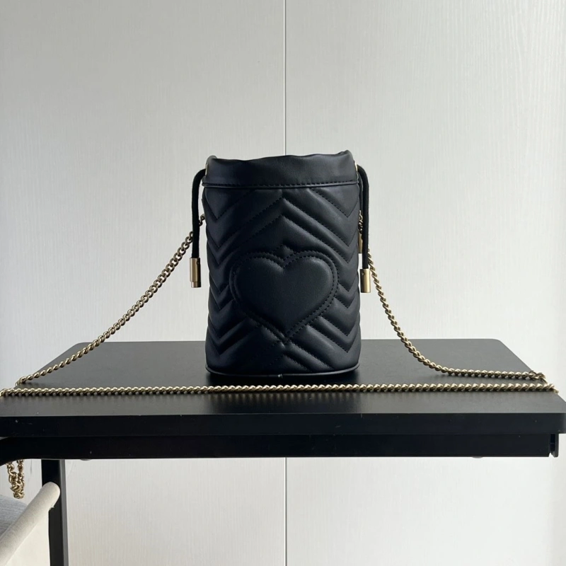 Gvc*1 bucket bags 4032-0869