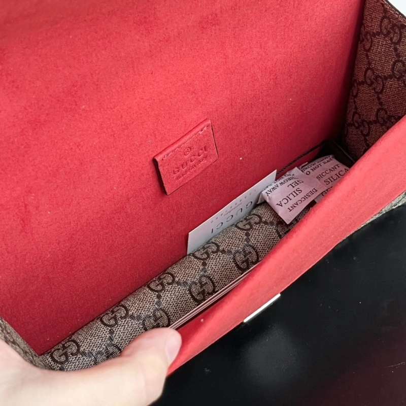 Gvc*1 satchel bags 4032-0922