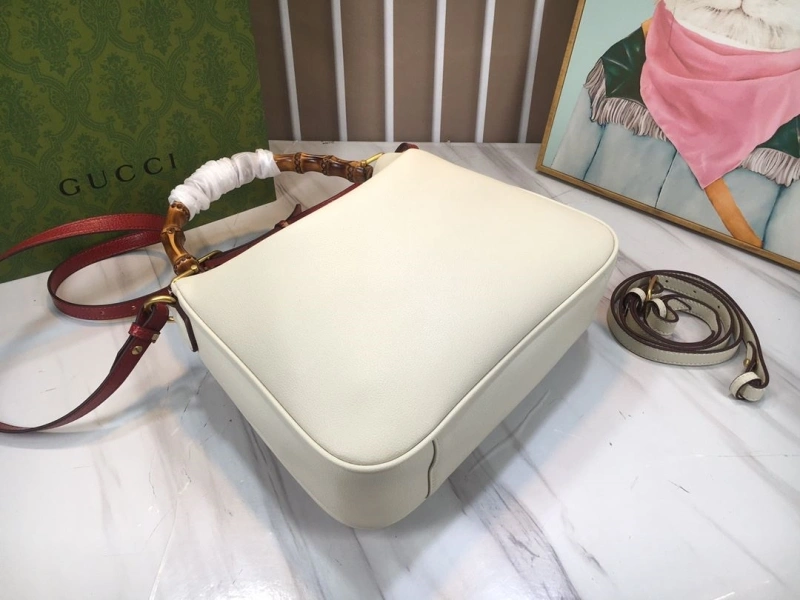 Gvc*1 top handle bags 4032-0956