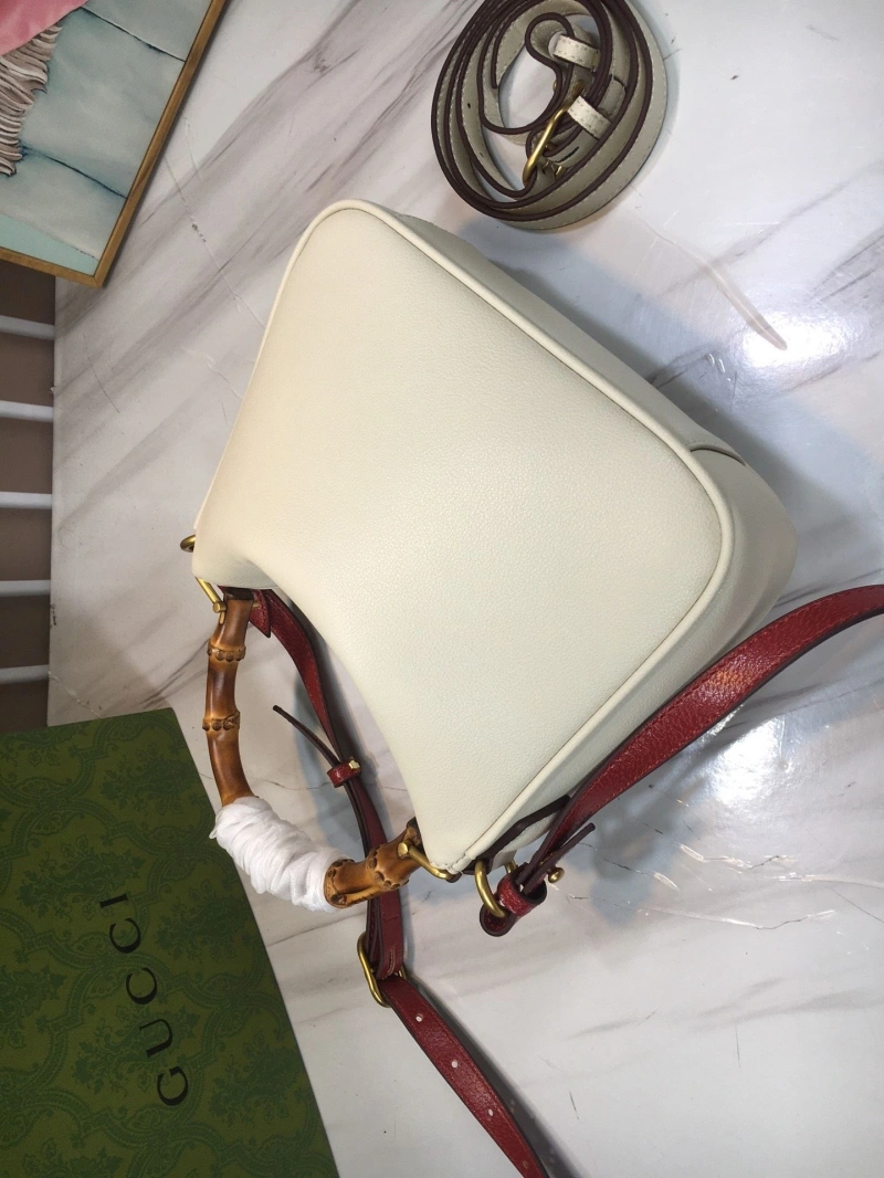 Gvc*1 top handle bags 4032-0959