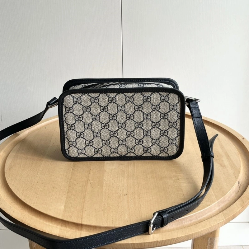 Gvc*1 satchel bags 4032-0996