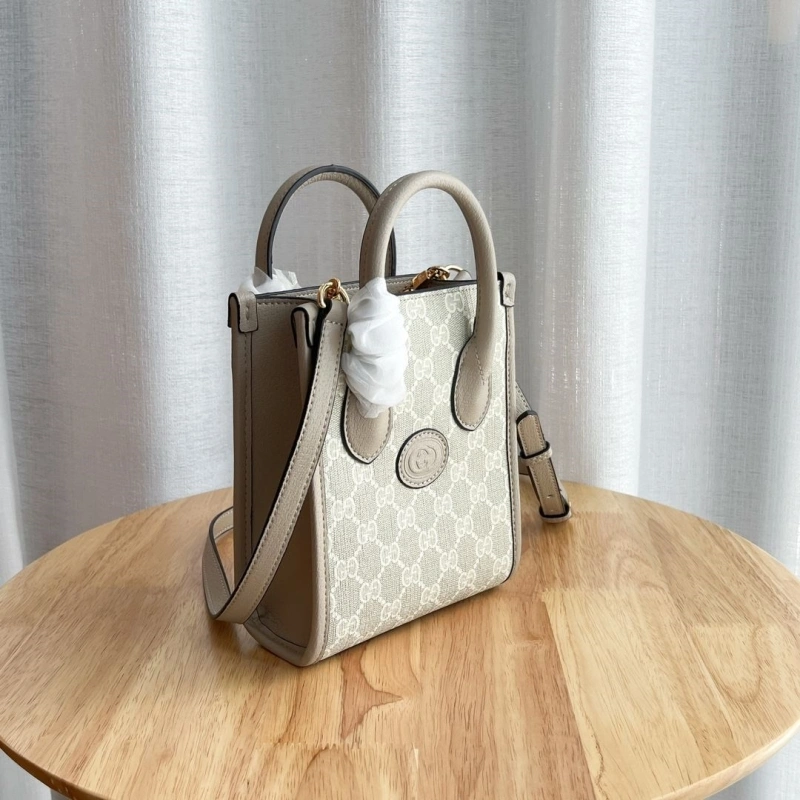 Gvc*1 top handle bags 4032-1126