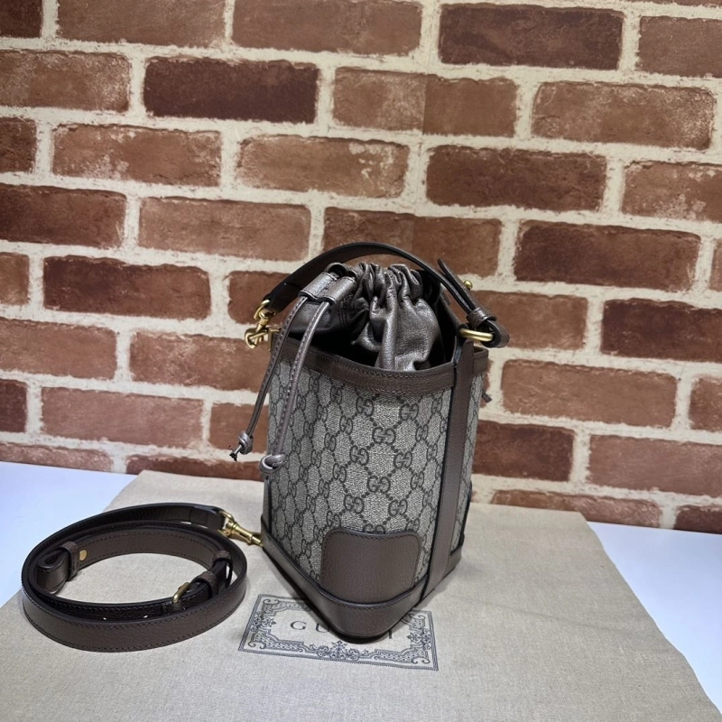 Gvc*1 bucket bags 4033-0295