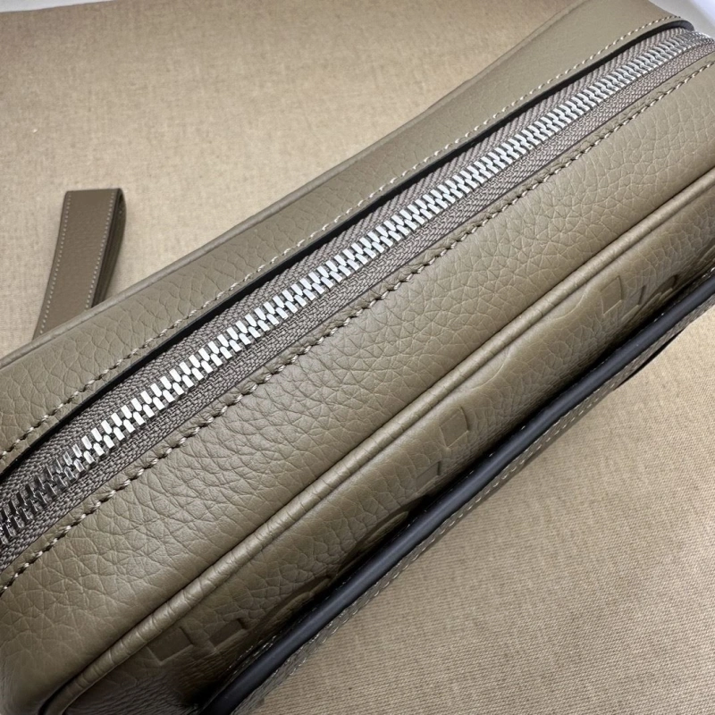 Gvc*1 clutch bags 4033-0311