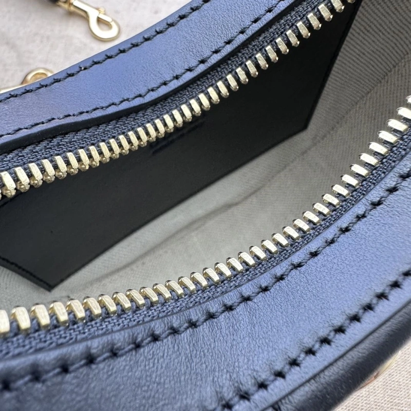 Gvc*1 satchel bags 4033-0356