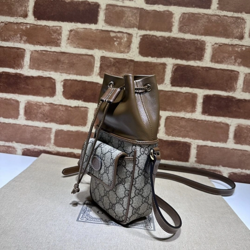 Gvc*1 bucket bags 4033-0376