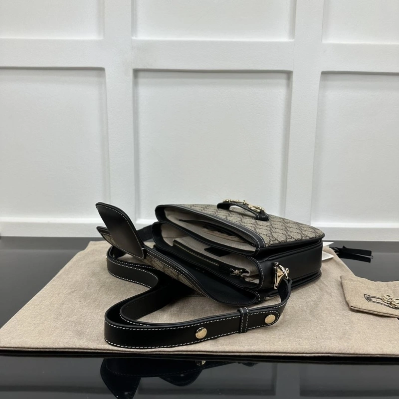 Gvc*1 satchel bags 4034b-0017