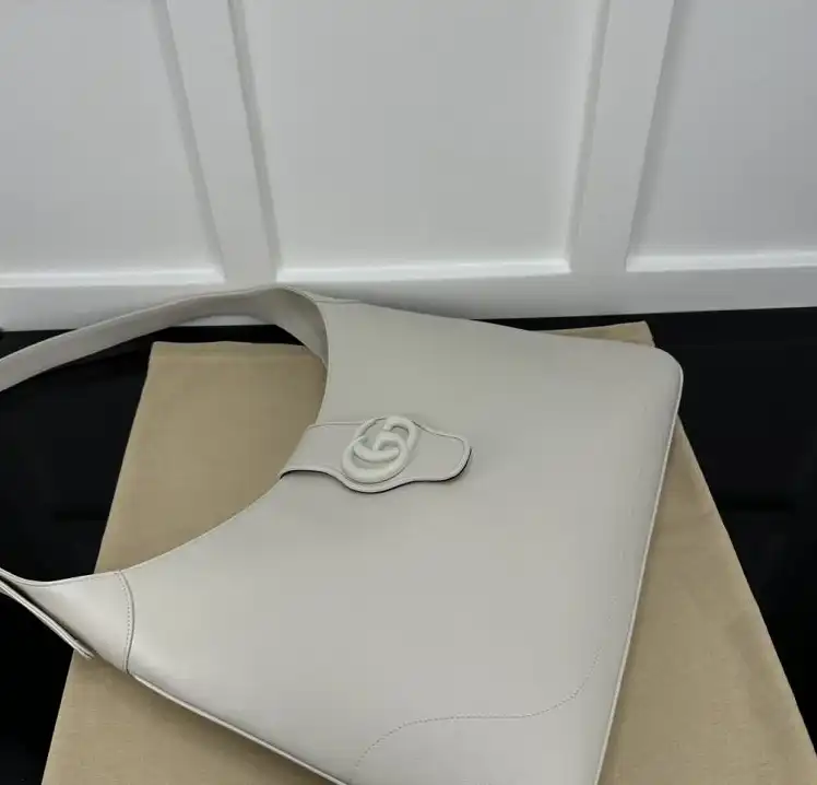 Gvc*1 top handle bags 4034f-0015