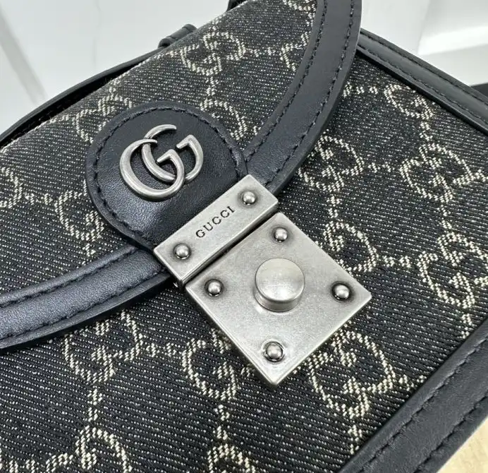 Gvc*1 satchel bags 4034f-0049