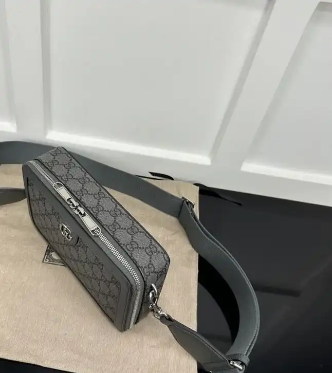 Gvc*1 satchel bags 4034f-0064