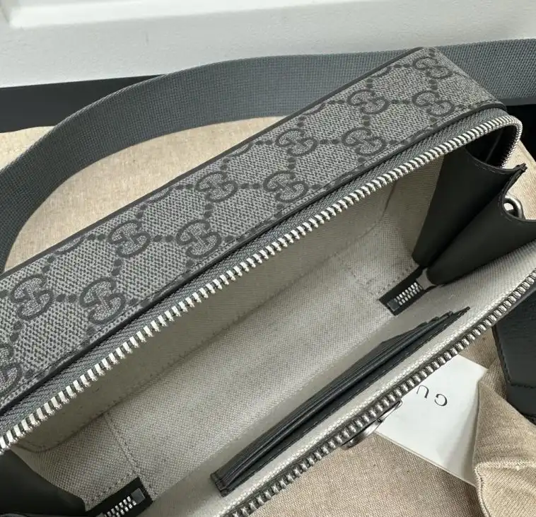 Gvc*1 satchel bags 4034f-0064
