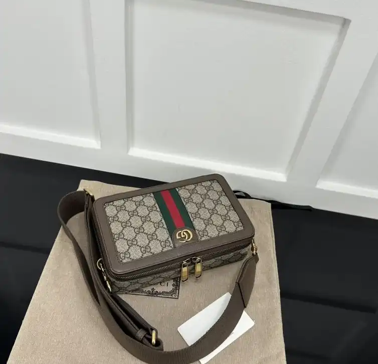 Gvc*1 satchel bags 4034f-0065