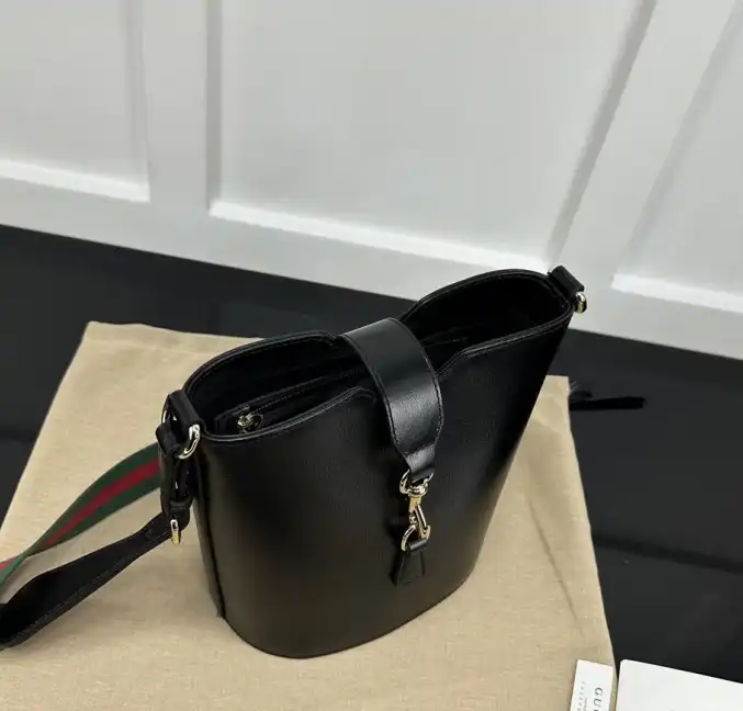 Gvc*1 bucket bags 4034g-0034