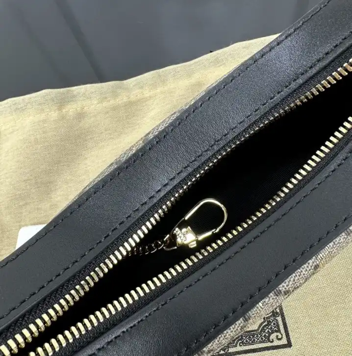 Gvc*1 top handle bags 4034g-0035