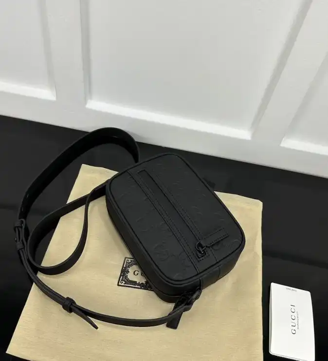Gvc*1 satchel bags 4034g-0067