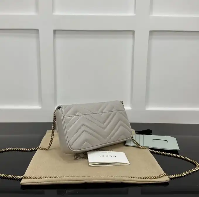 Gvc*1 satchel bags 4034h-0011
