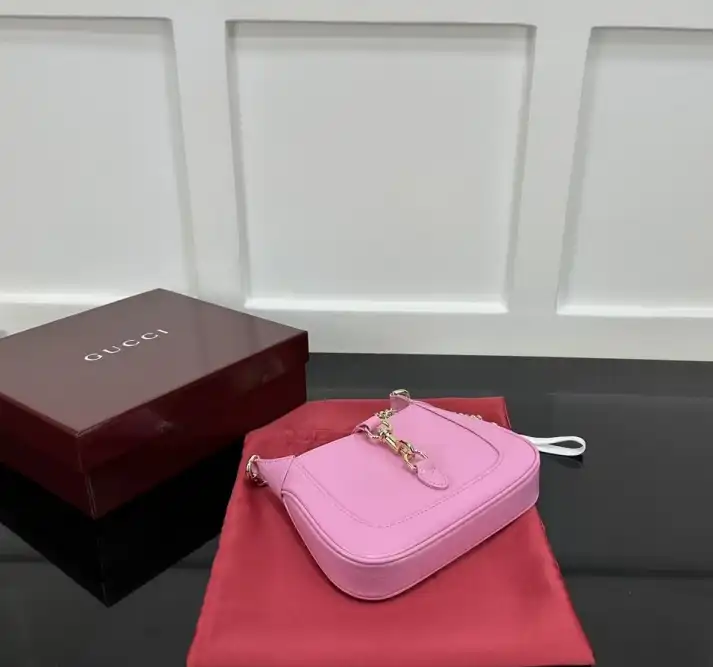 Gvc*1 satchel bags 4034h-0017