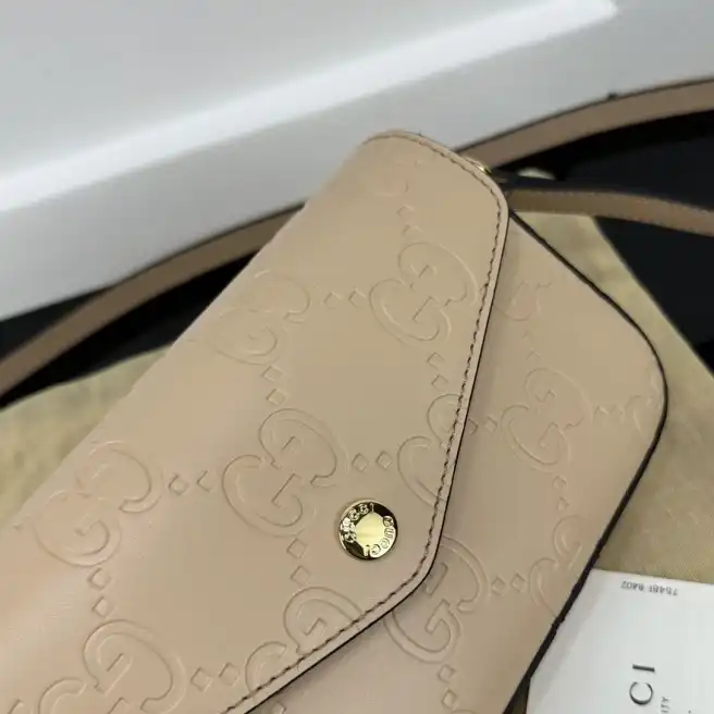 Gvc*1 satchel bags 4034h-0035