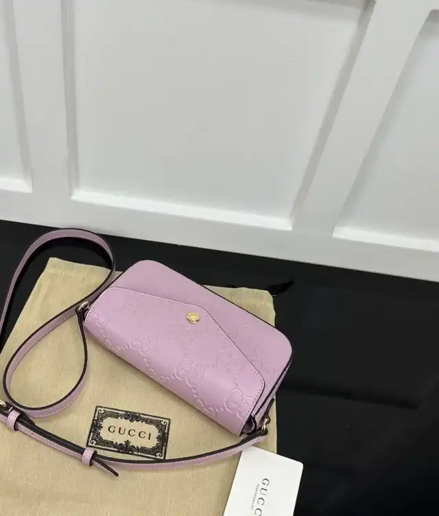 Gvc*1 satchel bags 4034h-0036