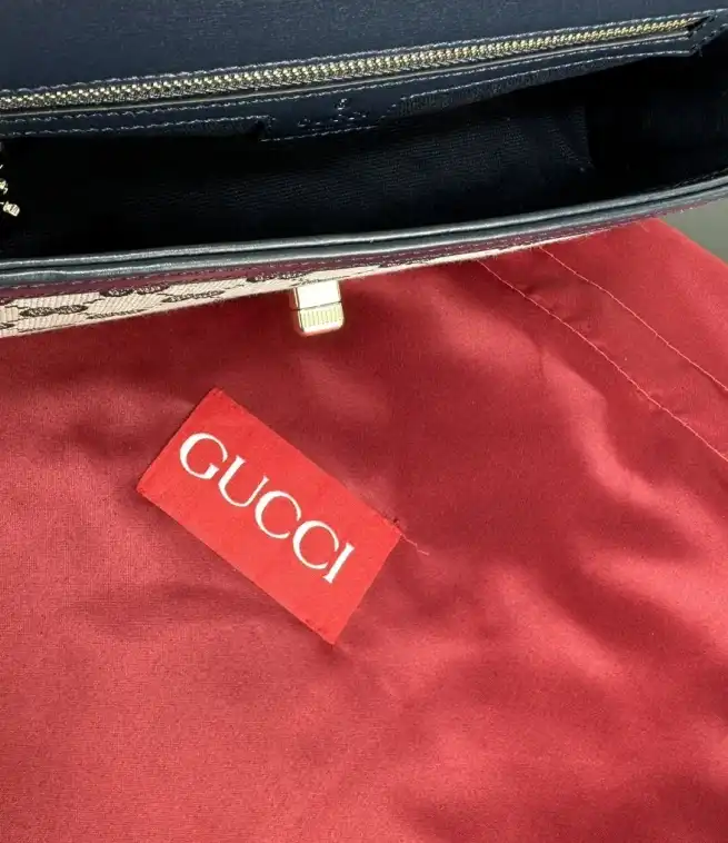 Gvc*1 satchel bags 4034h-0057