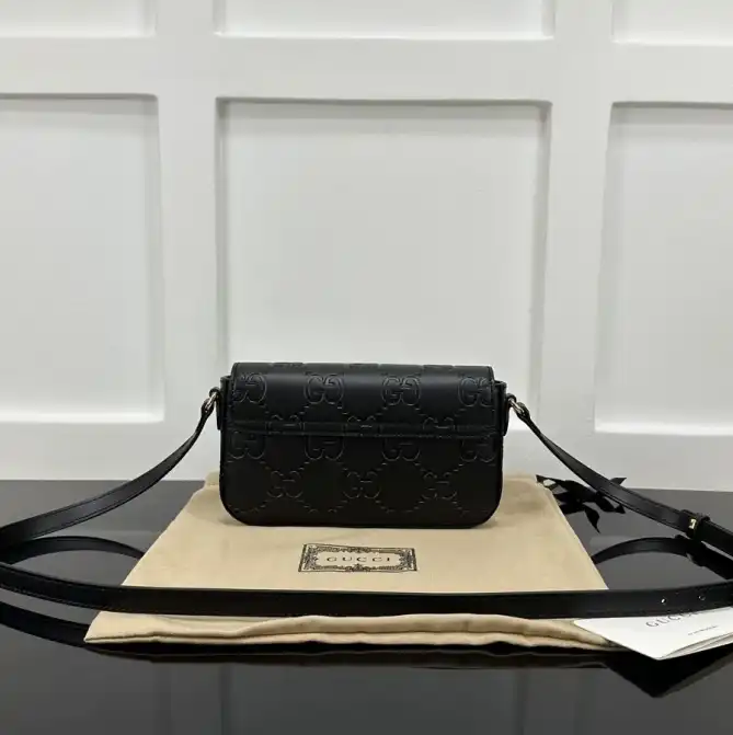 Gvc*1 satchel bags 4034h-0058