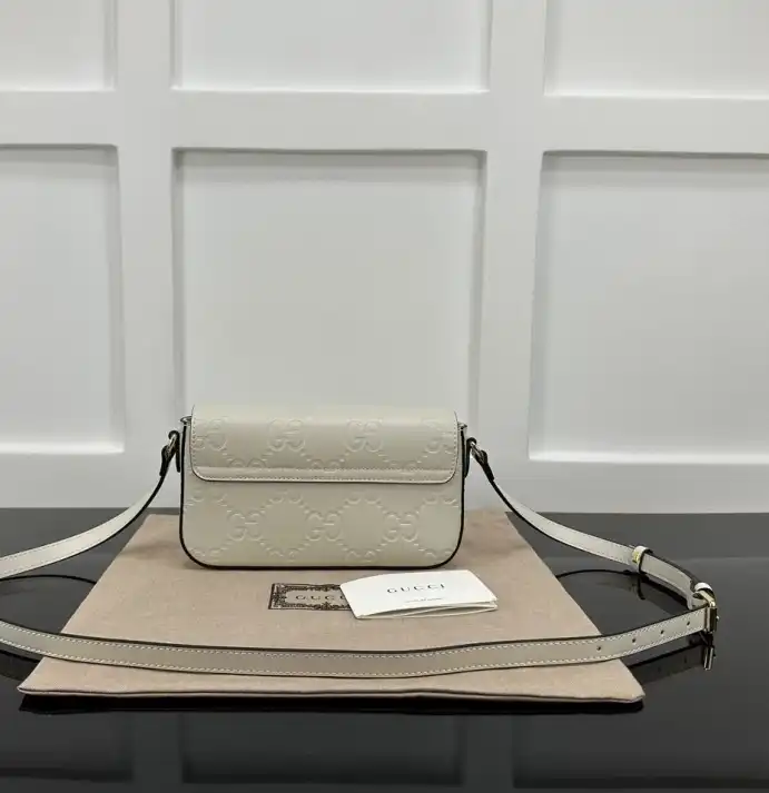 Gvc*1 satchel bags 4034h-0062