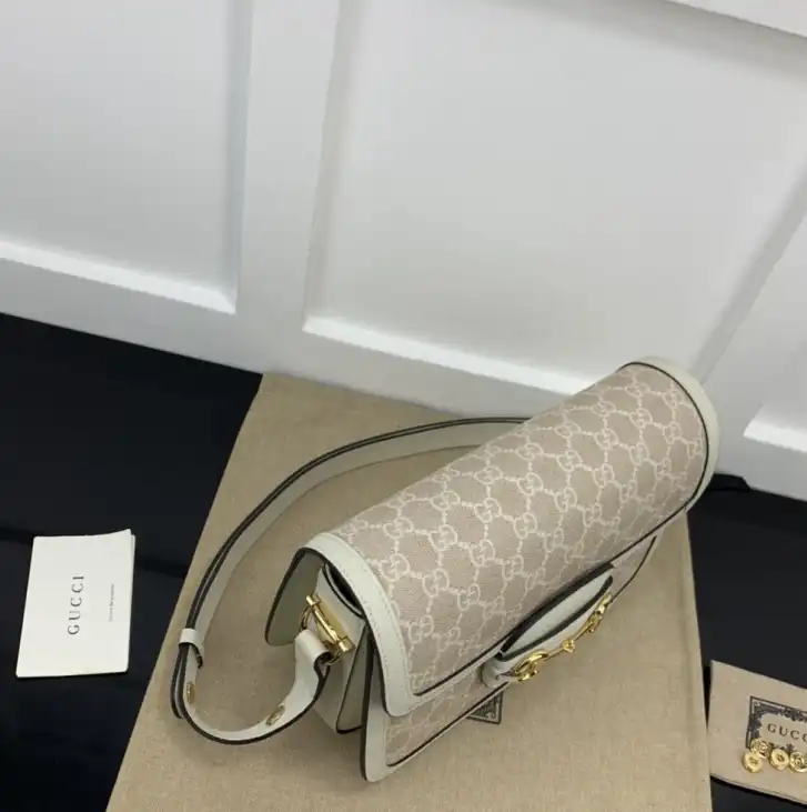 Gvc*1 satchel bags 4034h-0079