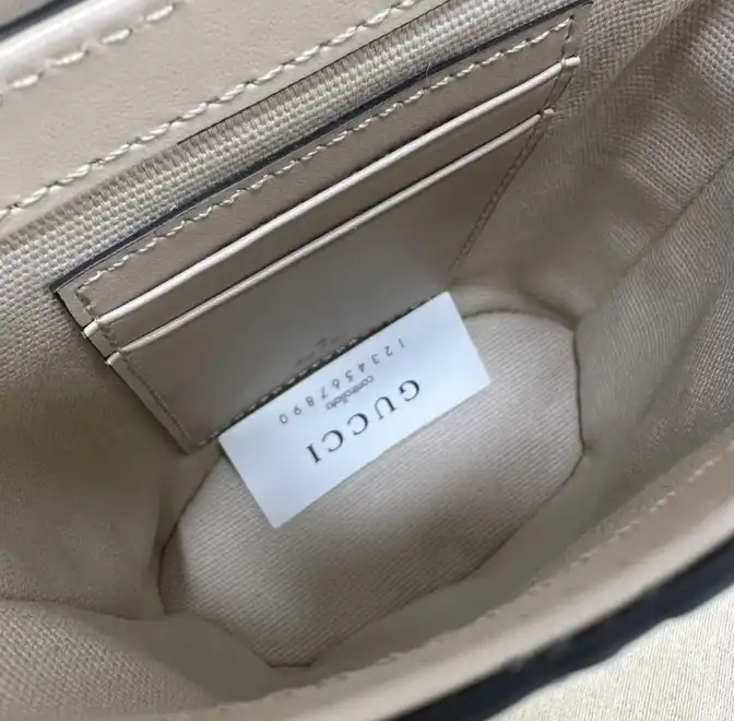 Gvc*1 top handle bags 4034h-0091