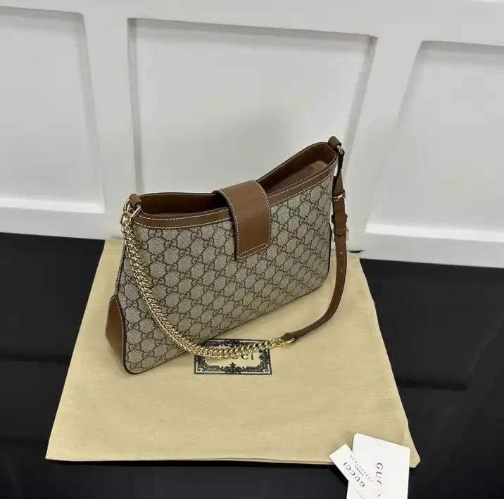 Gvc*1 satchel bags 4034h-0098