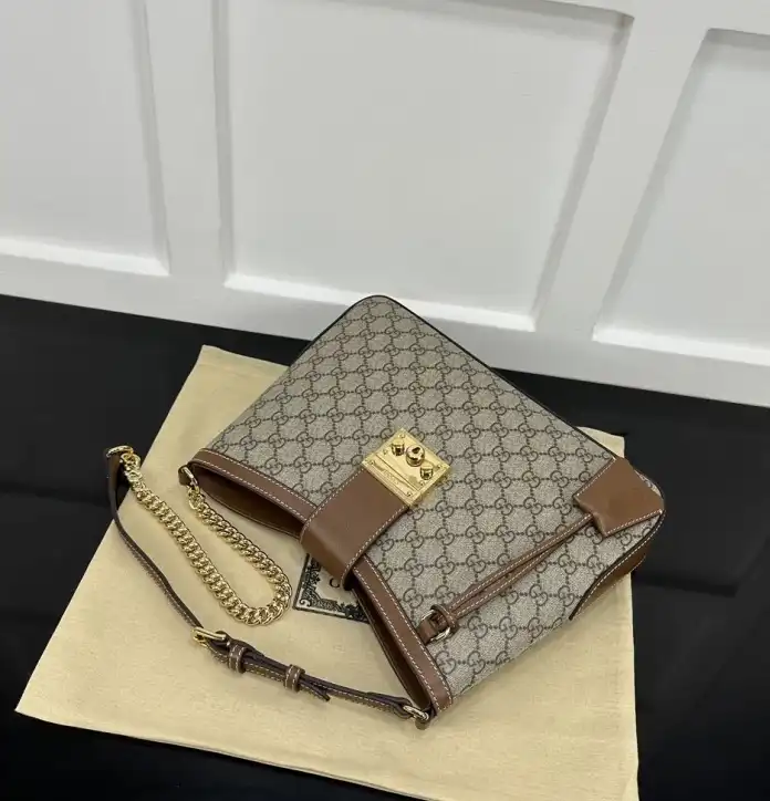 Gvc*1 satchel bags 4034h-0098