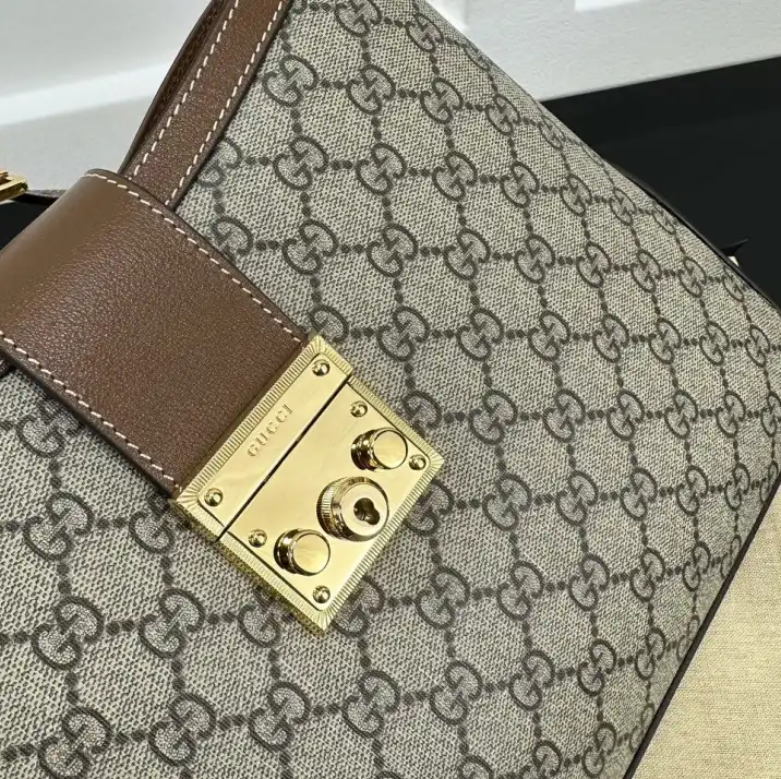 Gvc*1 satchel bags 4034h-0098